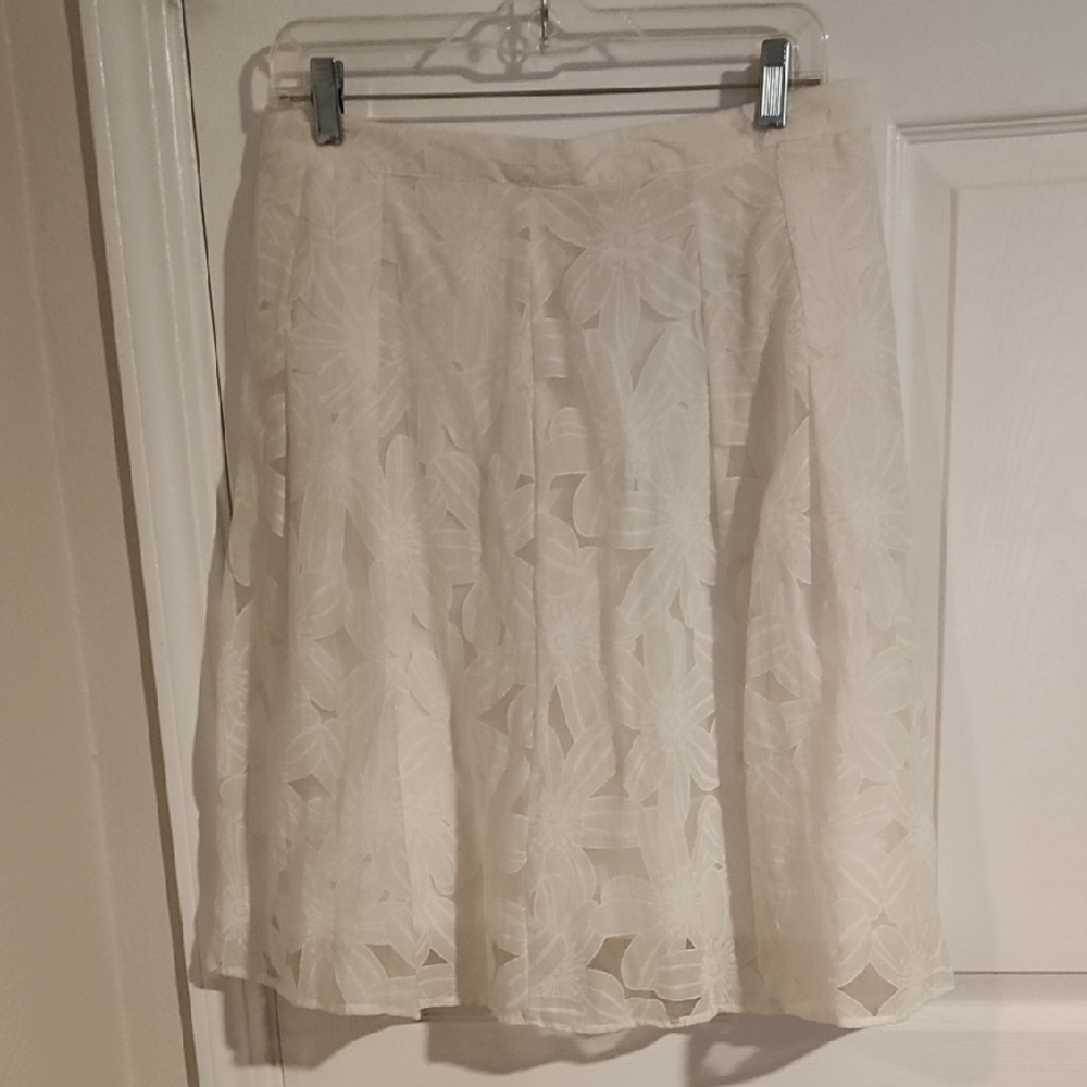 Diva Cream Floral A-Line Skirt